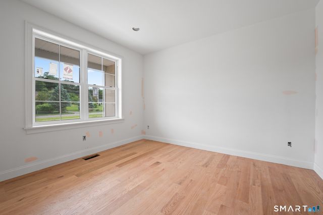 290 Gardner Street, Manchester, CT 06040