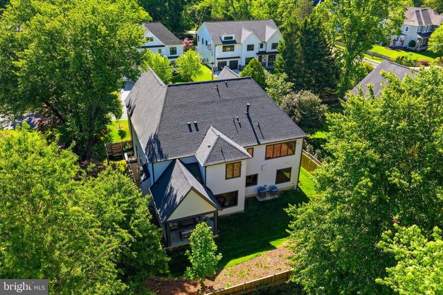 1608 WRIGHTSON DR, Mclean, VA 22101