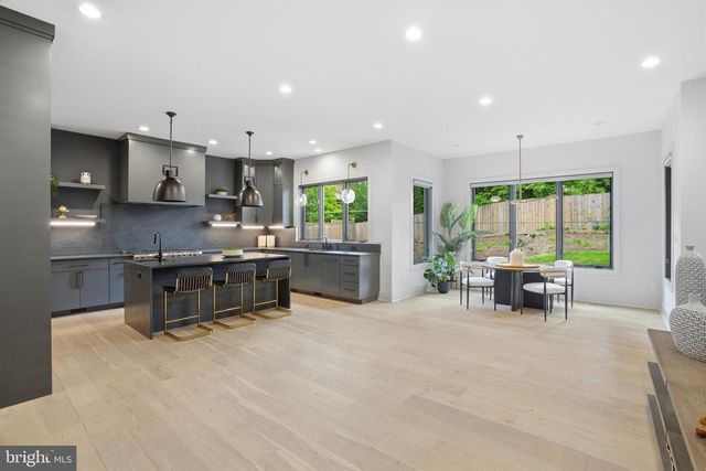 1608 WRIGHTSON DR, Mclean, VA 22101