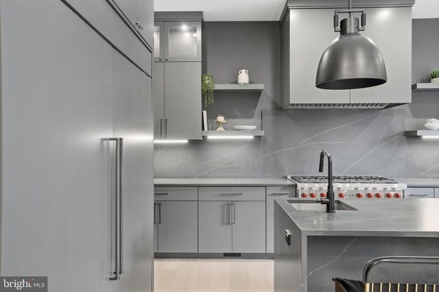 1608 WRIGHTSON DR, Mclean, VA 22101