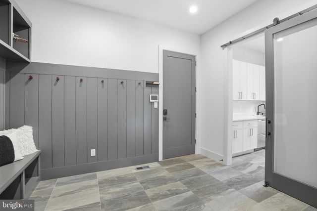 1608 WRIGHTSON DR, Mclean, VA 22101