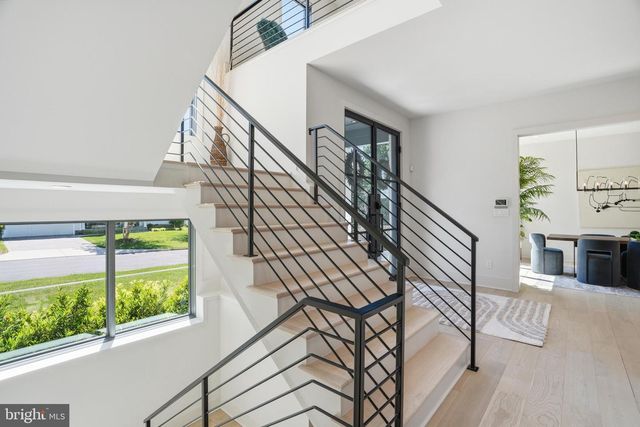 1608 WRIGHTSON DR, Mclean, VA 22101