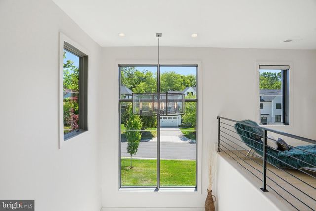1608 WRIGHTSON DR, Mclean, VA 22101