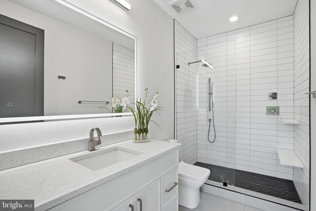1608 WRIGHTSON DR, Mclean, VA 22101
