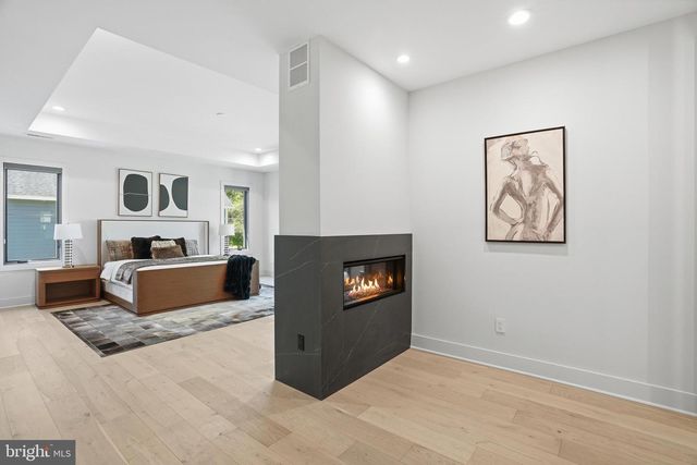 1608 WRIGHTSON DR, Mclean, VA 22101