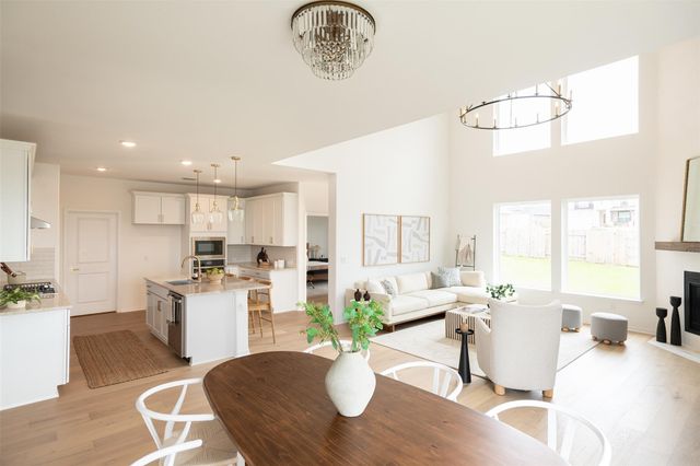 559 Sugar Cane RD, Buda, TX 78610