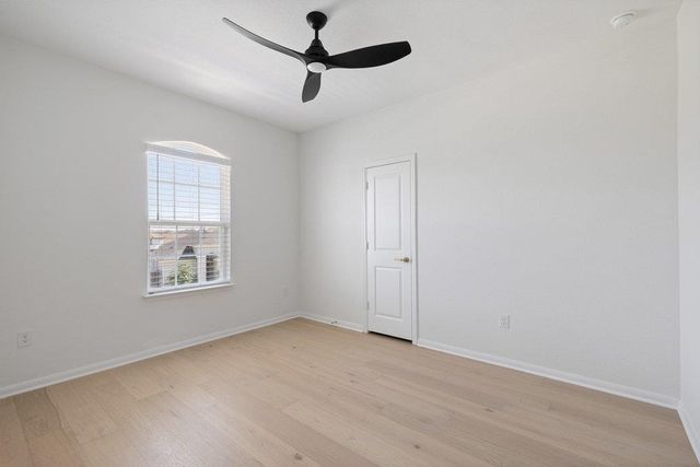 559 Sugar Cane RD, Buda, TX 78610