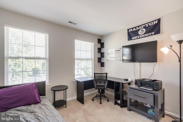 216 HOBBITTS LN, Westminster, MD 21158