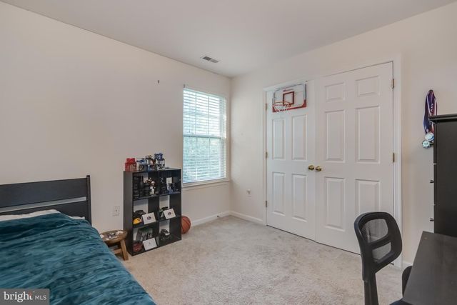 216 HOBBITTS LN, Westminster, MD 21158