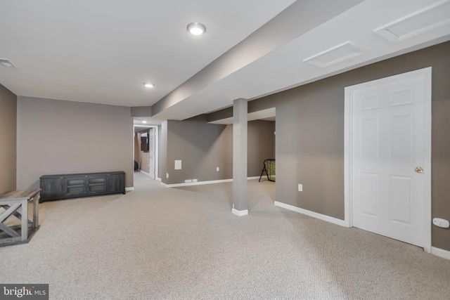 216 HOBBITTS LN, Westminster, MD 21158