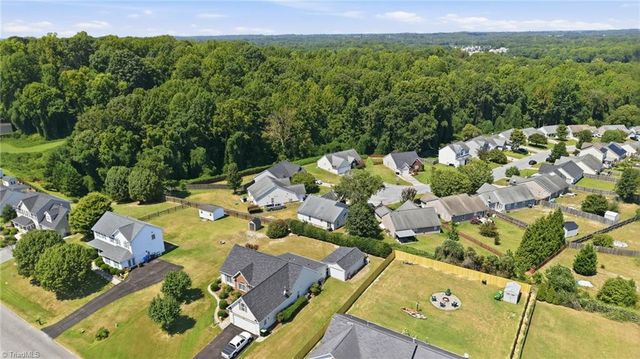 306 Walden Ridge Court, Winston-salem, NC 27127