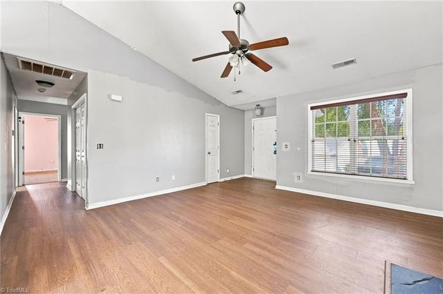 306 Walden Ridge Court, Winston-salem, NC 27127