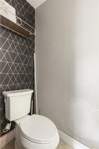 303 Greener DR, Leander, TX 78641