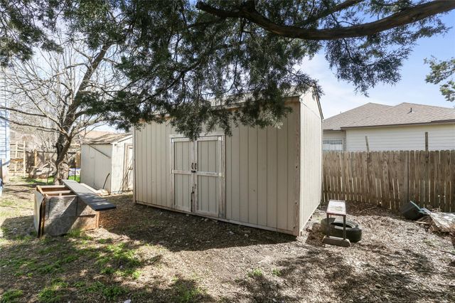 303 Greener DR, Leander, TX 78641