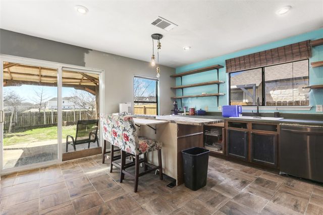 303 Greener DR, Leander, TX 78641