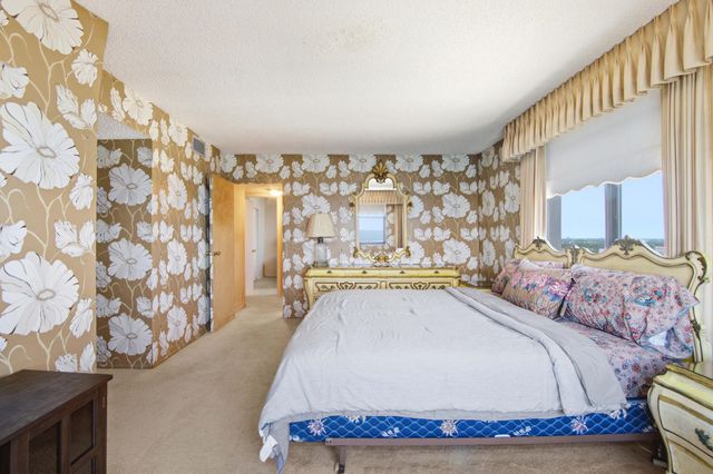 2301 S Ocean Drive 2303, Hollywood, FL 33019
