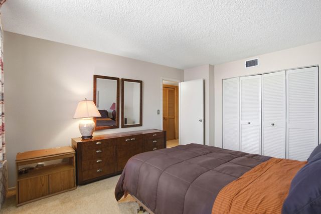 2301 S Ocean Drive 2303, Hollywood, FL 33019