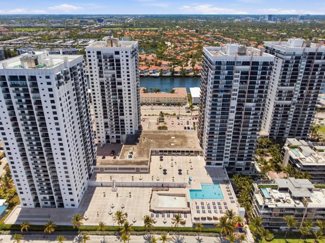 2301 S Ocean Drive 2303, Hollywood, FL 33019