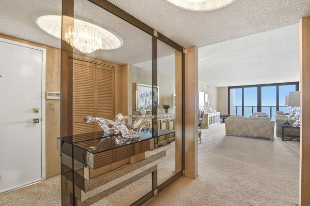 2301 S Ocean Drive 2303, Hollywood, FL 33019