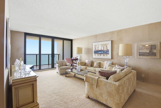 2301 S Ocean Drive 2303, Hollywood, FL 33019