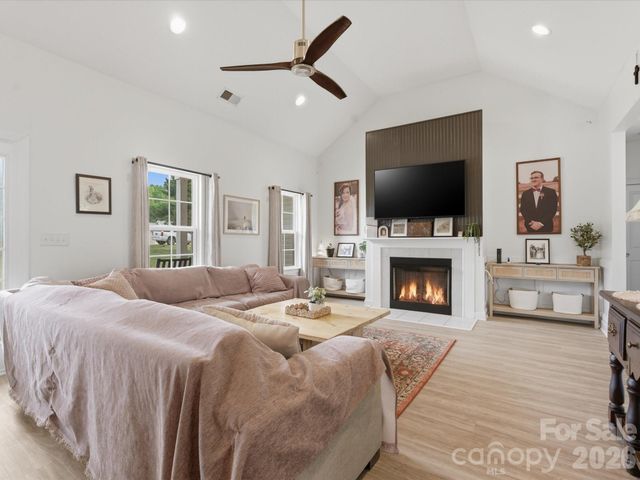 189 Wesley Amaker Road, York, SC 29745