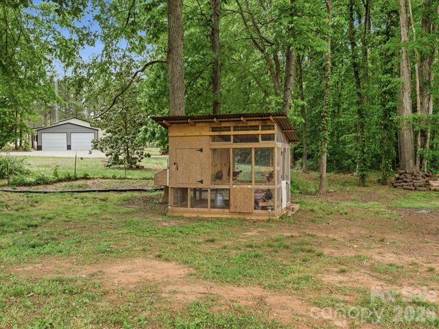 189 Wesley Amaker Road, York, SC 29745