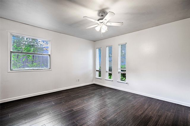 3731 Truesdell Place, Dallas, TX 75244