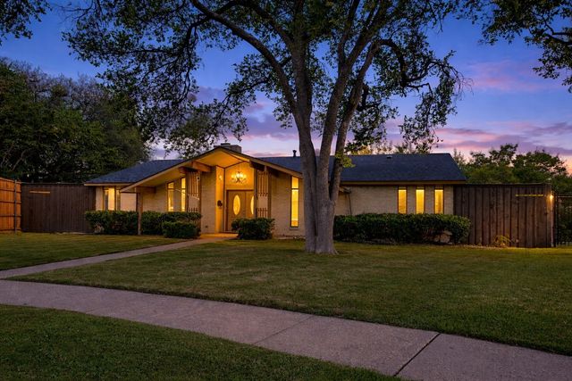 3731 Truesdell Place, Dallas, TX 75244