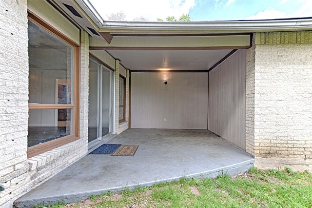 3731 Truesdell Place, Dallas, TX 75244