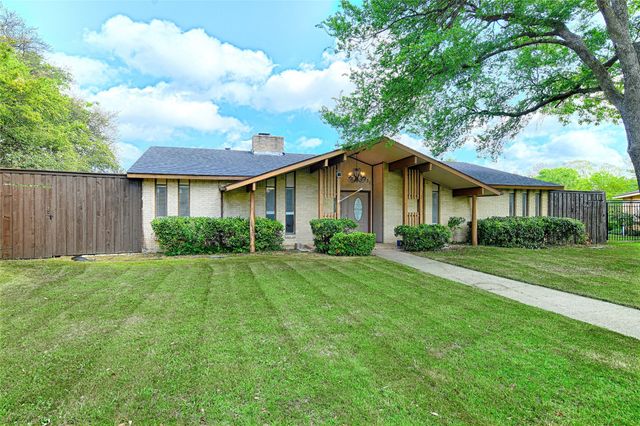 3731 Truesdell Place, Dallas, TX 75244