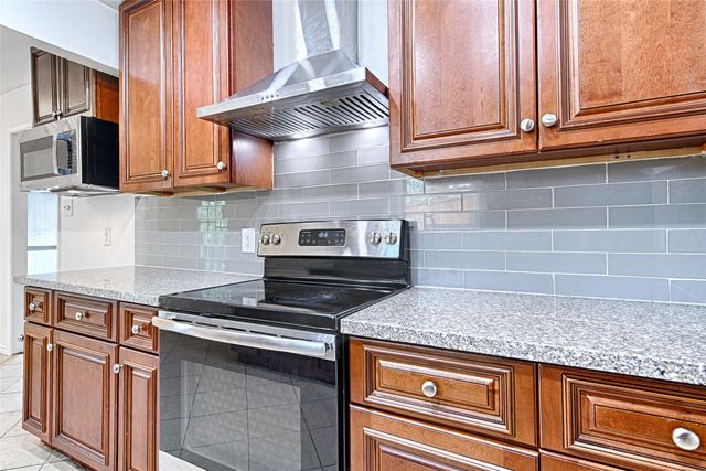 3731 Truesdell Place, Dallas, TX 75244