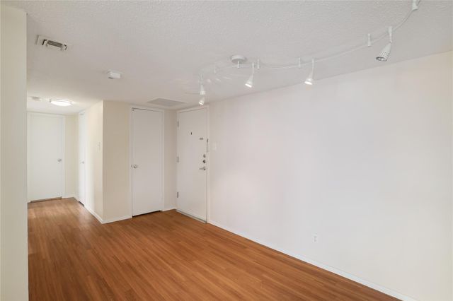 1800 Lavaca ST A508, Austin, TX 78701