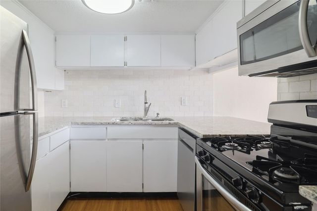 1800 Lavaca ST A508, Austin, TX 78701