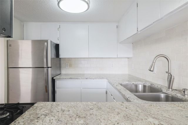 1800 Lavaca ST A508, Austin, TX 78701