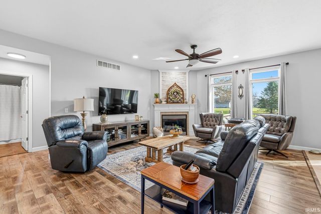 19892 Hidden Meadow Trail, Goshen, IN 46528