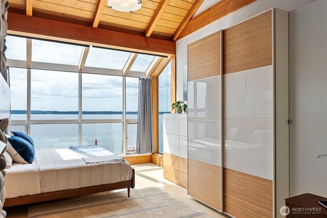 540 3rd Avenue, Fox Island, WA 98333