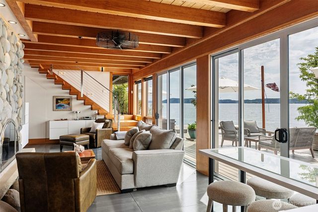 540 3rd Avenue, Fox Island, WA 98333