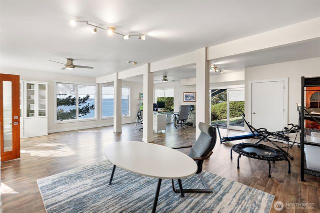 540 3rd Avenue, Fox Island, WA 98333