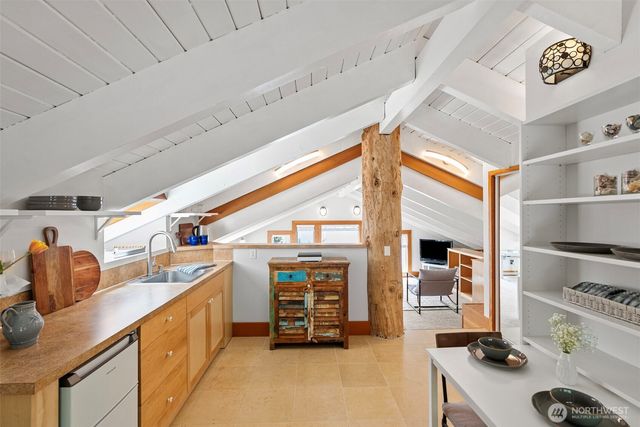 540 3rd Avenue, Fox Island, WA 98333