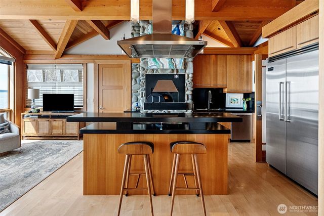 540 3rd Avenue, Fox Island, WA 98333