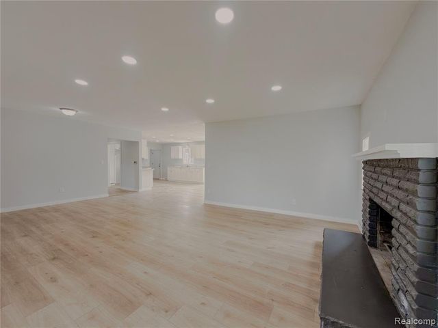 12248 E Atherton Road, Davison, MI 48423