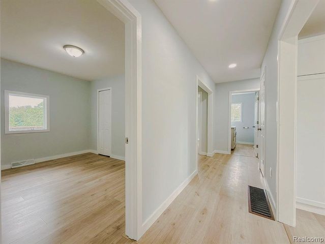 12248 E Atherton Road, Davison, MI 48423