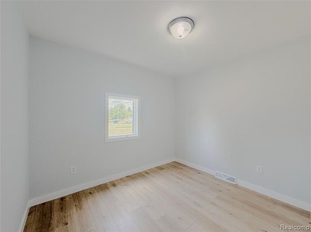 12248 E Atherton Road, Davison, MI 48423