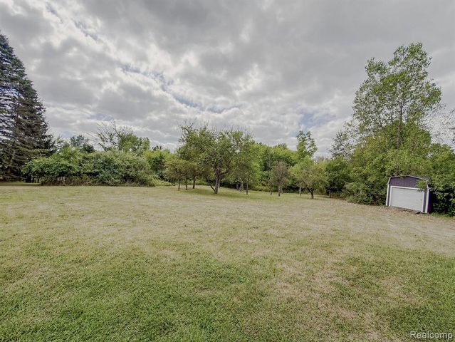 12248 E Atherton Road, Davison, MI 48423