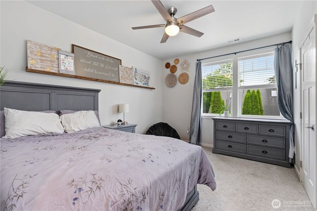 1624 Main Street, Lynden, WA 98264