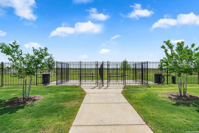 16178 Farmer, Lytle, TX 78052