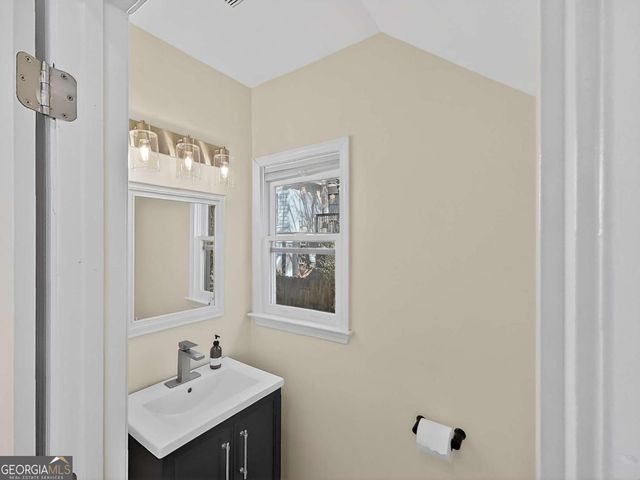 7 Park Avenue SE, Atlanta, GA 30315