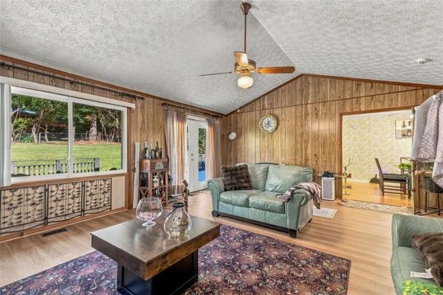 191 MURPHY Avenue, Lawrenceville, GA 30044