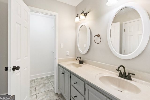 121 W Allison Circle, Carrollton, GA 30117
