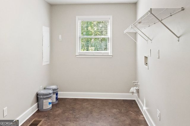 121 W Allison Circle, Carrollton, GA 30117